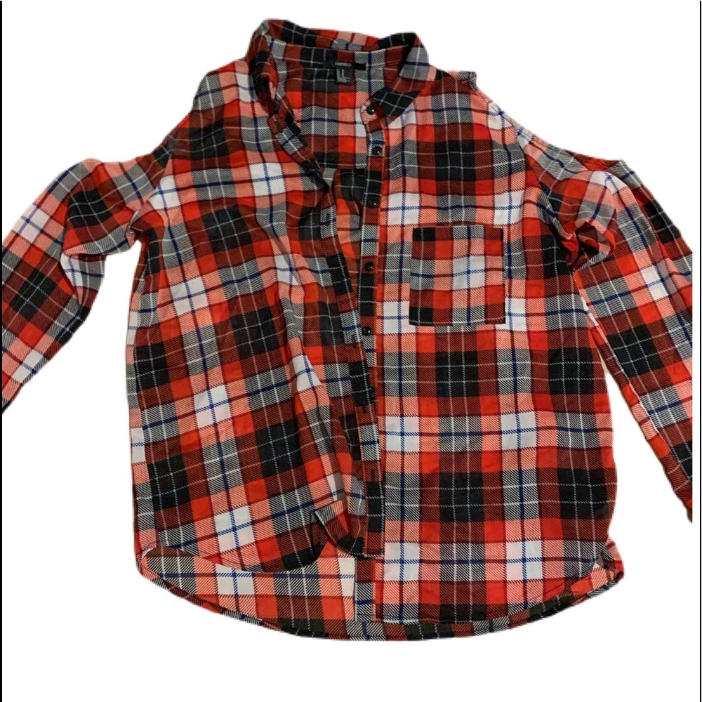 Women’s plaid cold shoulder button down